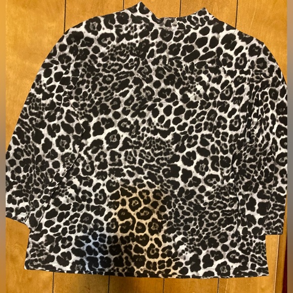 Ladies Size XL Ruby Rd Embellished Blouse - Picture 14 of 14